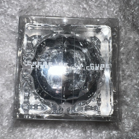 New crème dela shimmer body cream - Picture 4 of 6